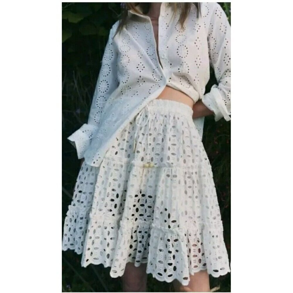 Zara White Eyelet Embroidered Tiered Skirt 3026/922 Size S